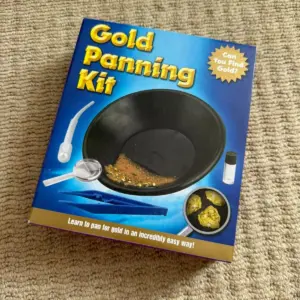 Gold panning kit