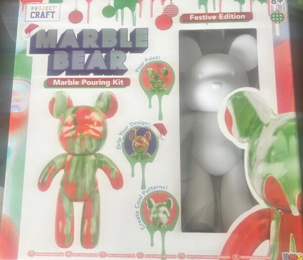 Marble bear Festive edition