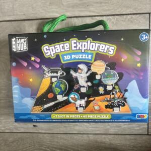45 piece jigsaw Space 3d