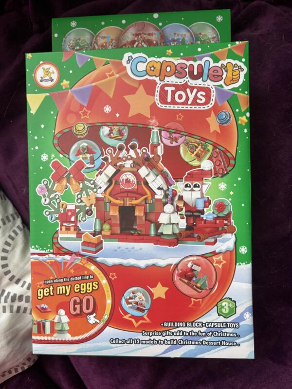 Christmas block kits in Capsule (12 capsules)